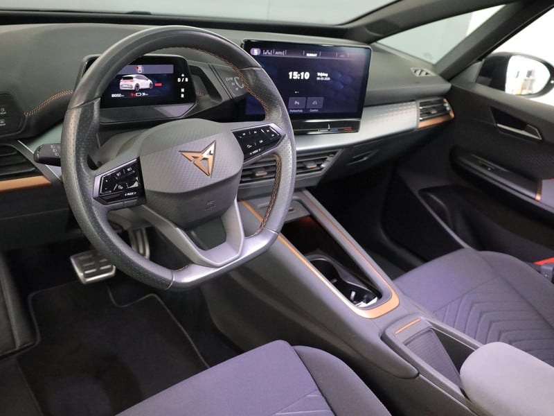 52617602-15.jpg