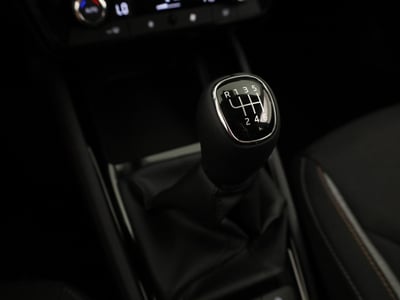 52693273-25.jpg