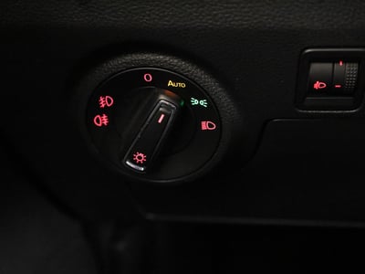 52944921-27.jpg