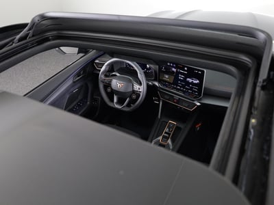 53007400-14.jpg
