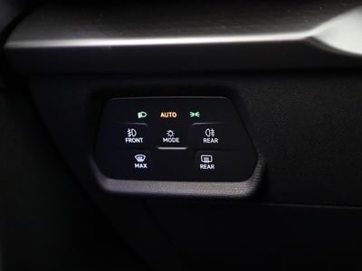 53007400-32.jpg