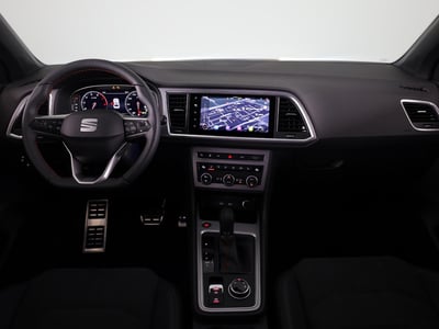 53020730-16.jpg