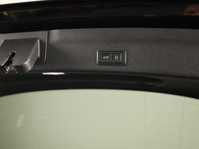 53162006-23.jpg