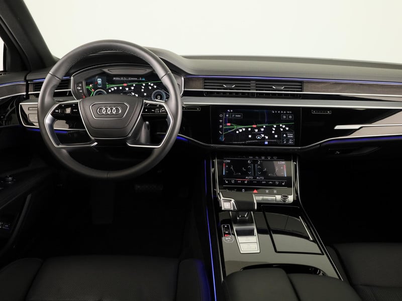 53190275-5.jpg