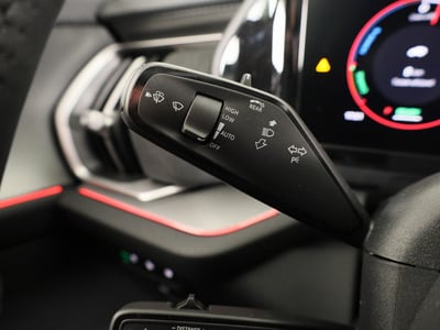 53191645-30.jpg