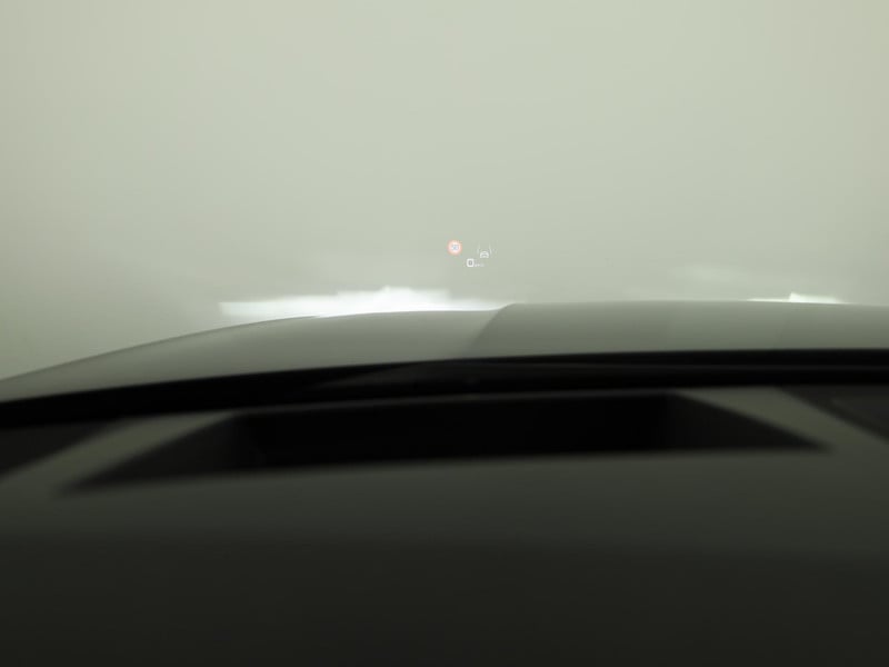 53229901-10.jpg