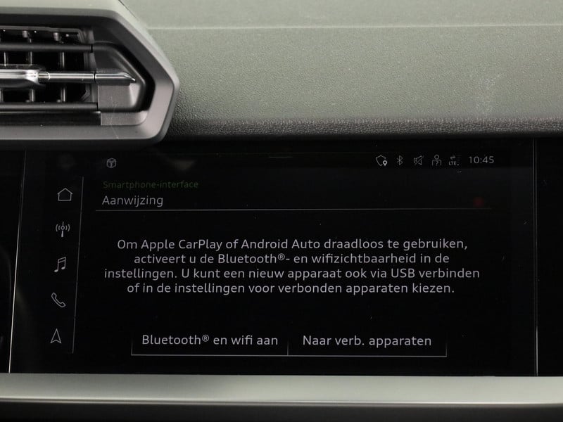 53304920-10.jpg