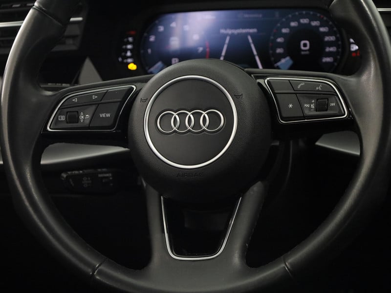 53304920-28.jpg