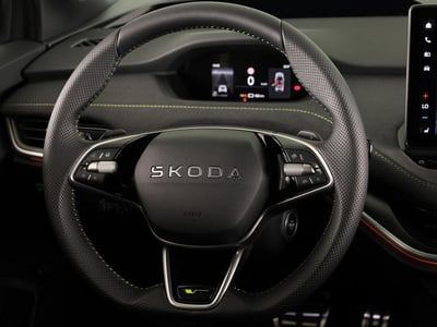 53350531-11.jpg