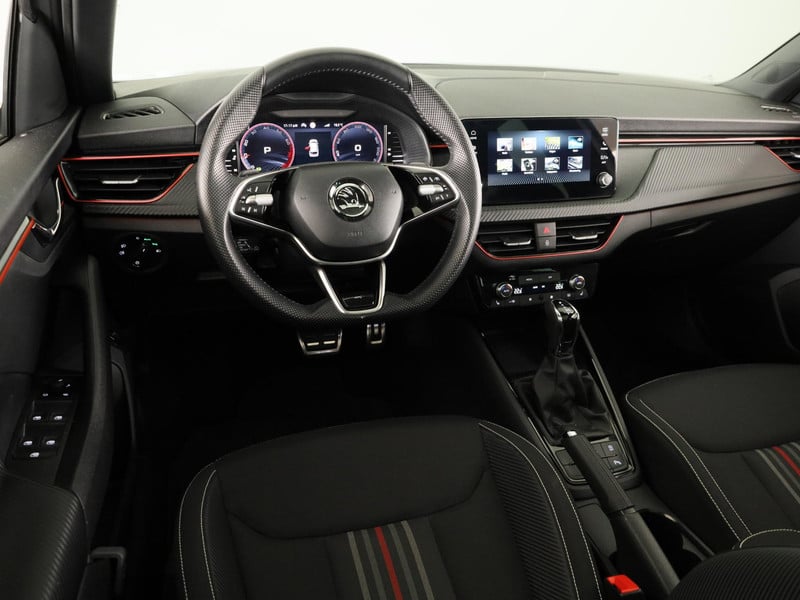 53503778-7.jpg