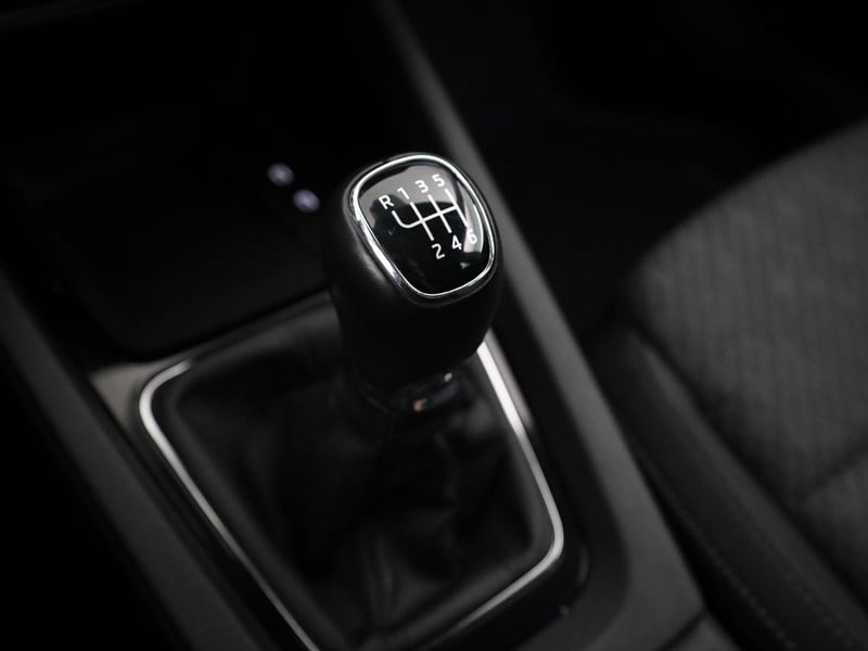 53559632-24.jpg
