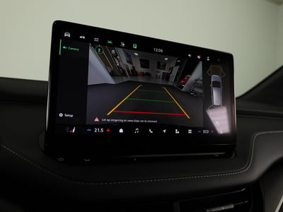 53655233-19.jpg