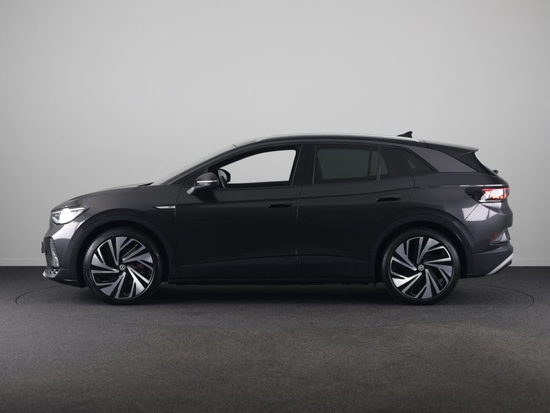 53662799-22.jpg
