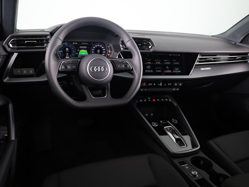 53932162-14.jpg