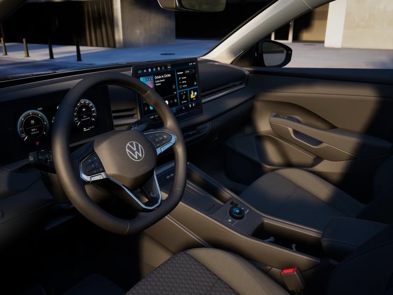 53982450-6.jpg