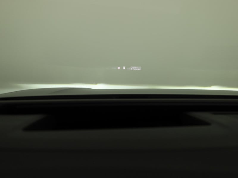 53986661-10.jpg