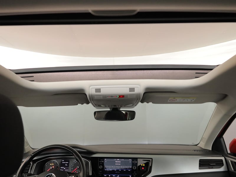 54006125-14.jpg
