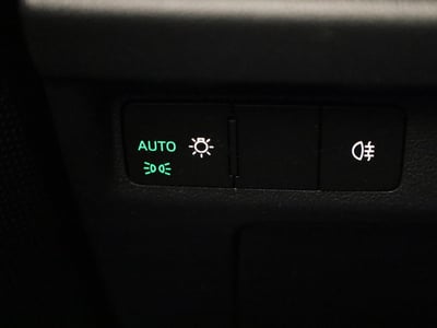54027444-33.jpg
