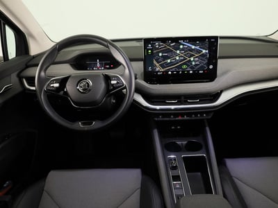 54027444-6.jpg