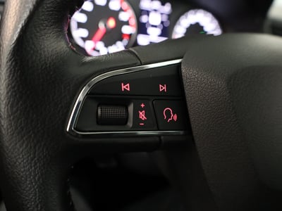 54072033-25.jpg