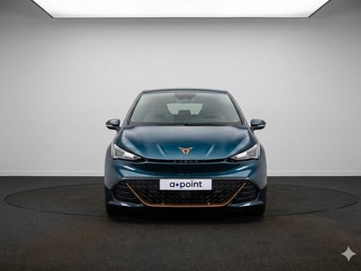 54079513-10.jpg