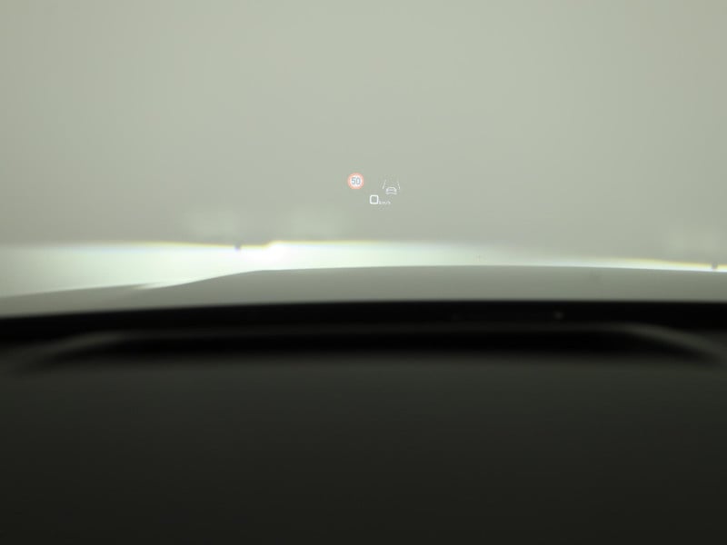 54300447-12.jpg