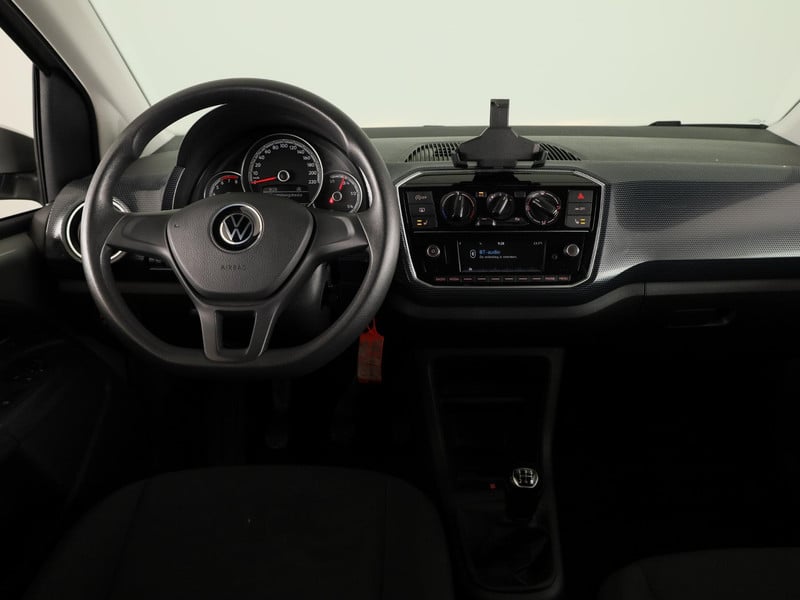 54496410-6.jpg