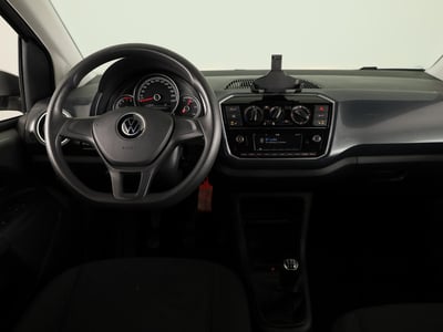 54496410-6.jpg