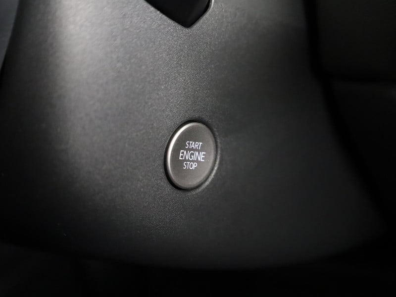 54643181-40.jpg