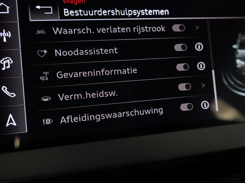 54705771-13.jpg