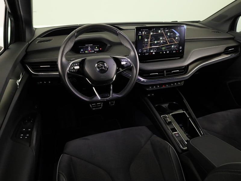 54720222-23.jpg