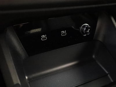 54738603-35.jpg