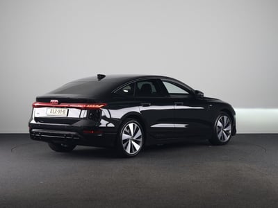 54750958-4.jpg