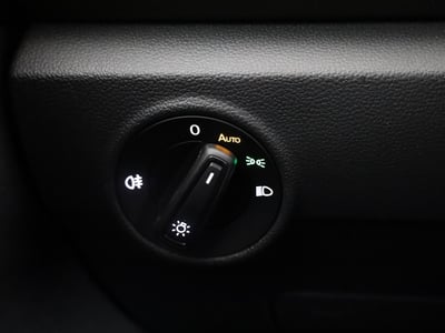 54788309-25.jpg