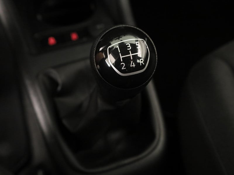 54809280-20.jpg