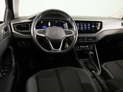 54864607-17.jpg