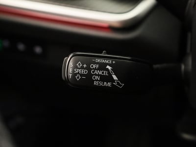 54910571-17.jpg