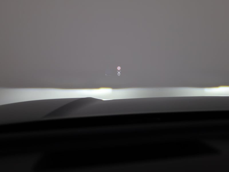 54911962-10.jpg