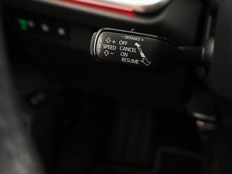 54912154-30.jpg