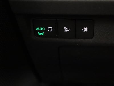 54912589-37.jpg