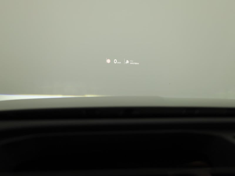 54912589-9.jpg