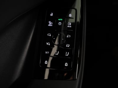 54925790-34.jpg