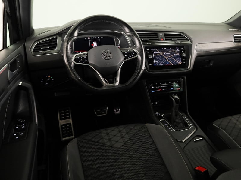 54927980-20.jpg