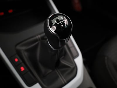 54944739-23.jpg