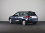 54944739-3.jpg