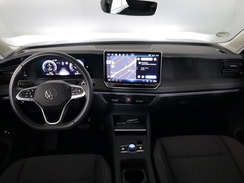55003958-6.jpg