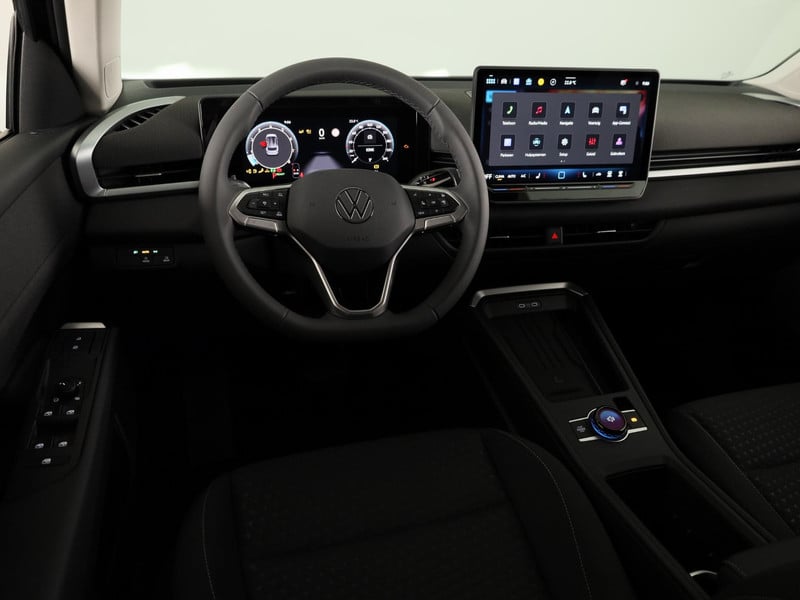 55083566-16.jpg