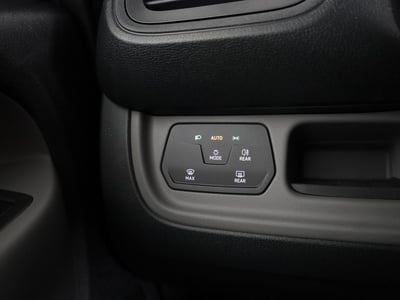 55346764-25.jpg