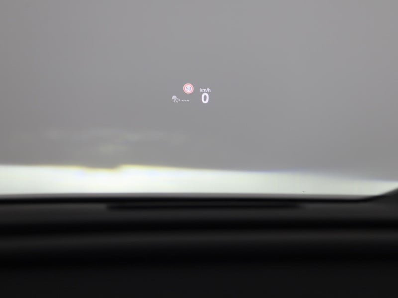 55374773-11.jpg