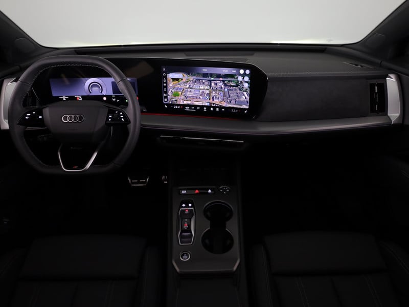 55381484-6.jpg